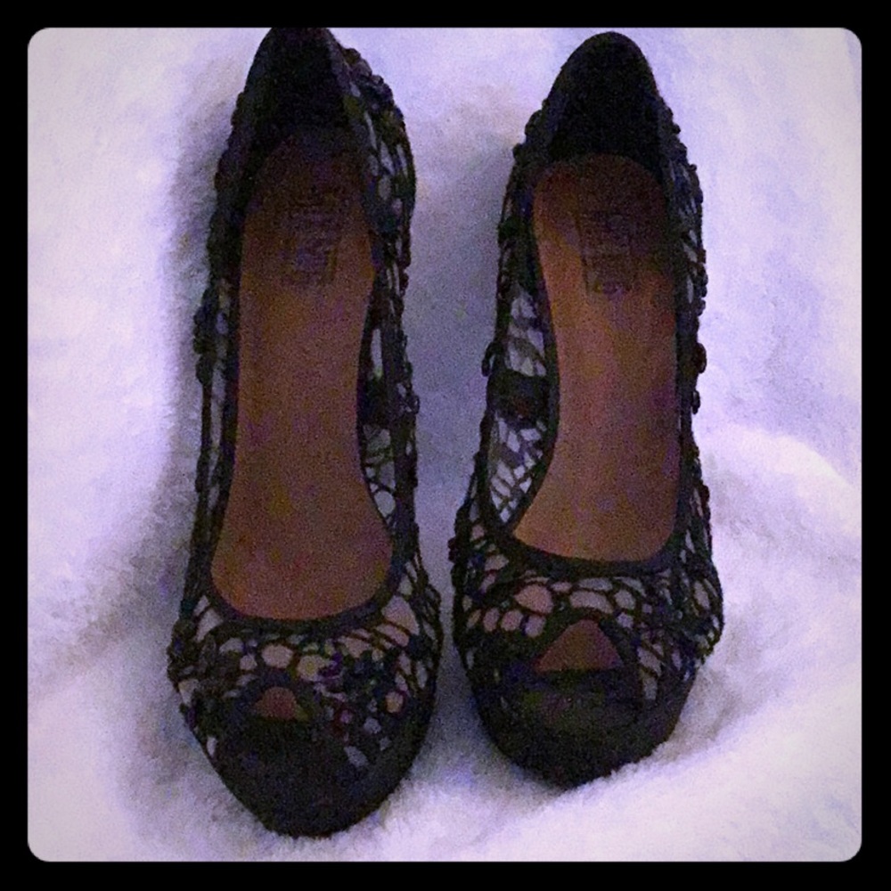 Mix No6, black sparkly platform heels.